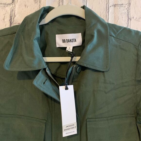 BB Dakota Long Sleeves Olive Green Jacket NWT - Picture 2 of 9